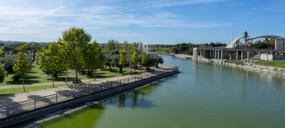 후안 카를로스 1세 공원 (Parque Juan Carlos I)